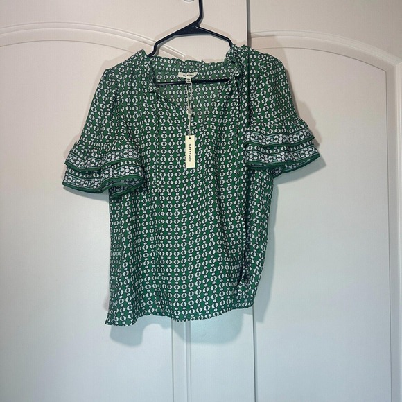NWT Max Studio Green Flutter Short Sleeve Blouse Top Tie‎ Front Pattern Small - Picture 2 of 4